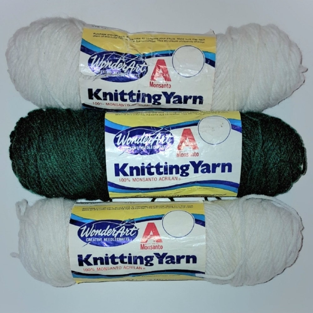3 Vintage Off White and Deep Green Yarn